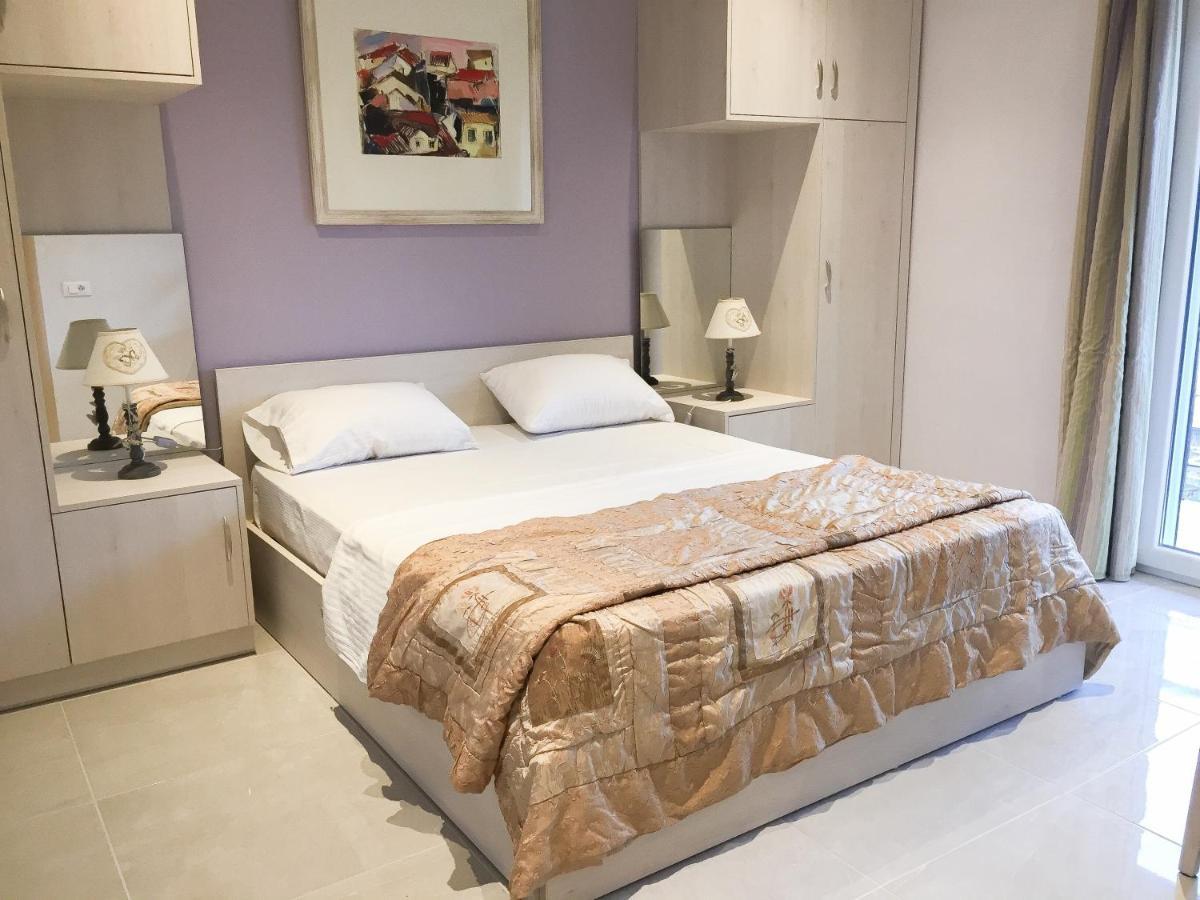 The Central Suites Kassiopi Dış mekan fotoğraf